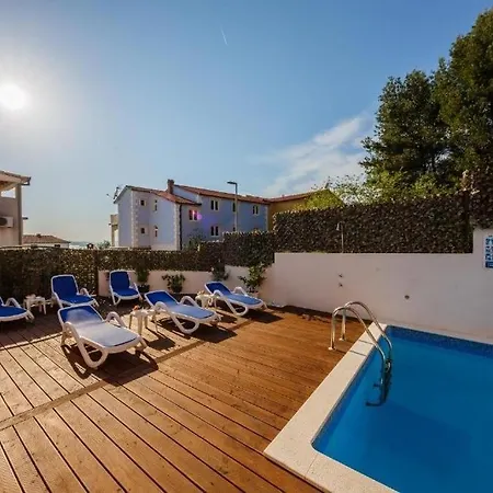 Family Friendly House With A Swimming Pool Okrug Gornji, Ciovo - 26023 * Trogir