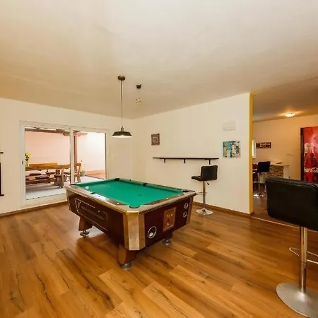 Family Friendly House With A Swimming Pool Okrug Gornji, Ciovo - 26023 *