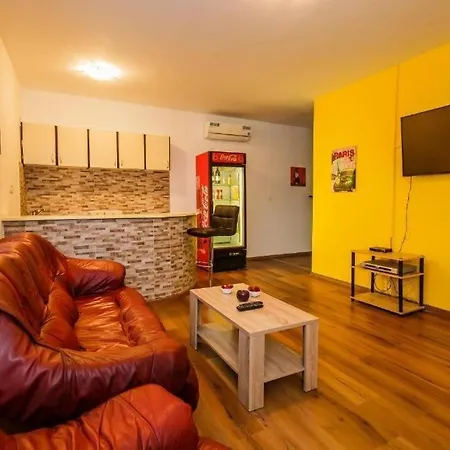 Family Friendly House With A Swimming Pool Okrug Gornji, Ciovo - 26023 Vikendica